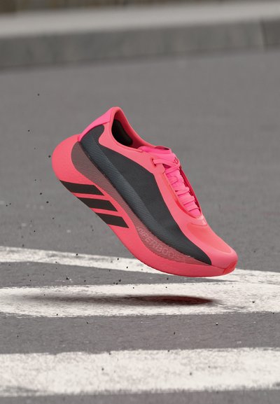 adidas Performance HYPERBOOST EDGE