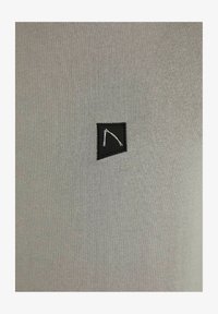 Nepasirinkta, light grey