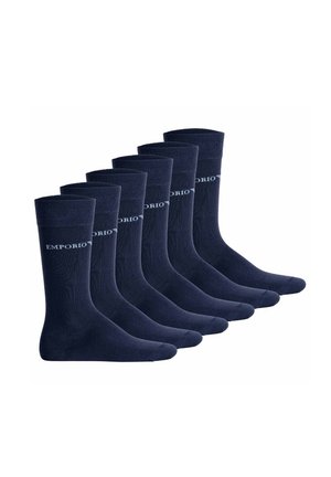 Sześć par granatowych skarpetek typu crew z nadrukowanym białym logo "EMPORIO" blisko górnej ściągacza, ułożonych w przesuniętym rzędzie.