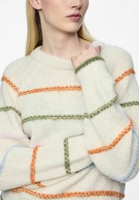 Pieces PCNELIA LS O-NECK BC - Camisola - birch