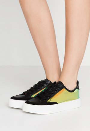 cn9146 nike
