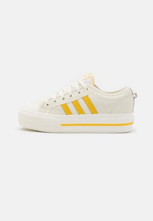 Zapatillas - off-white