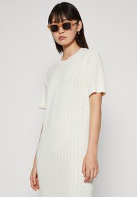 Selected Femme SLFHELENA - Pletené šaty - birch
