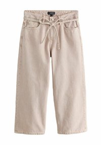 Bézs színű, bőszárú nadrág elülső zsebekkel, övhurkokkal, megkötős szövetövvel és gombos záródással, farmer anyagból készült.