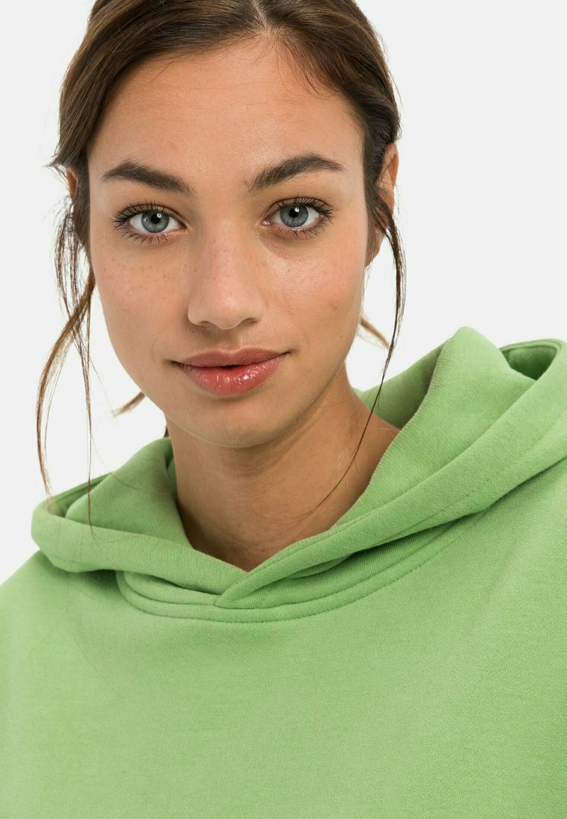 Damen Sweatshirts | camel active MIT PLATZIERTEM PRINT Kapuzenpullover basil/grün - HO51642 Damen Sweatshirts | camel active MIT PLATZIERTEM PRINT Kapuzenpullover basil/grün - HO51642