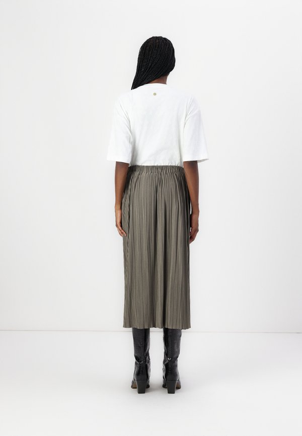UMA SKIRT - A-line skirt - bungee4