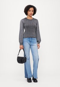 Vero Moda Petite VMTALIA O NECK - Pulover - black/silver-coloured