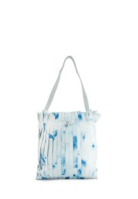 Gedeckte draagtas in lichtblauw met donkerblauwe spetters; gemaakt van zacht materiaal; voorzien van een trekkoordsluiting en een enkele schouderband.