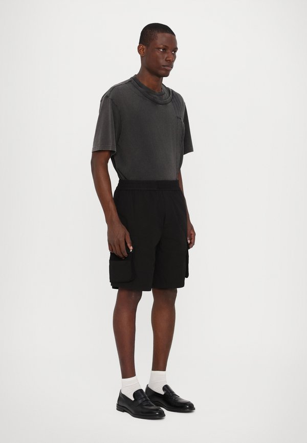 BERMUDA - Shorts - nero4