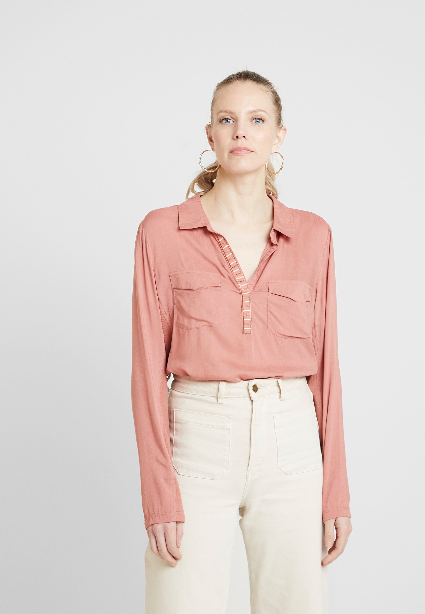 Rosa Cream Dame | Salg | Nye tilbud på Zalando Bridal Rose Danna shirt Cream Bluser - Dameklær er billig