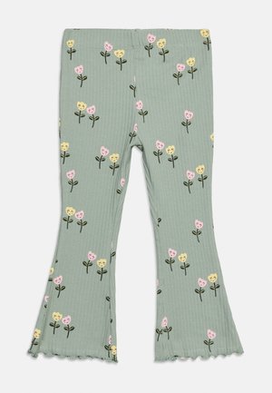 Name it, NMFVEMMA FLARE PANT - Leggings - green