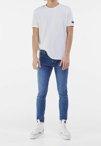 Bershka Jeansy Skinny Fit