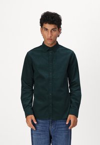 Bruuns Bazaar CORDBBSTOKED SHIRT - Srajca - dark green
