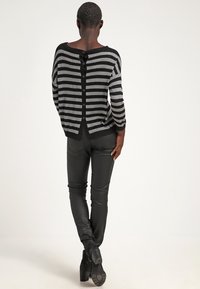 United Colors of Benetton Stickad tröja - black