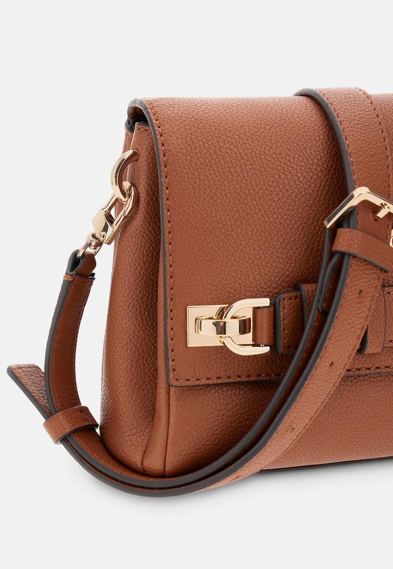 Sac Bandoulière Guess Marron - Légèrement Utilisé, Livraison En 1ère Classe