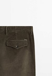 Massimo Dutti Spodnie materiałowe