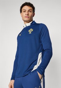 Puma PORTUGAL FPF TRAINING 1/4 ZIP TOP - Îmbrăcăminte echipe naționale - persian blue/sugared almond