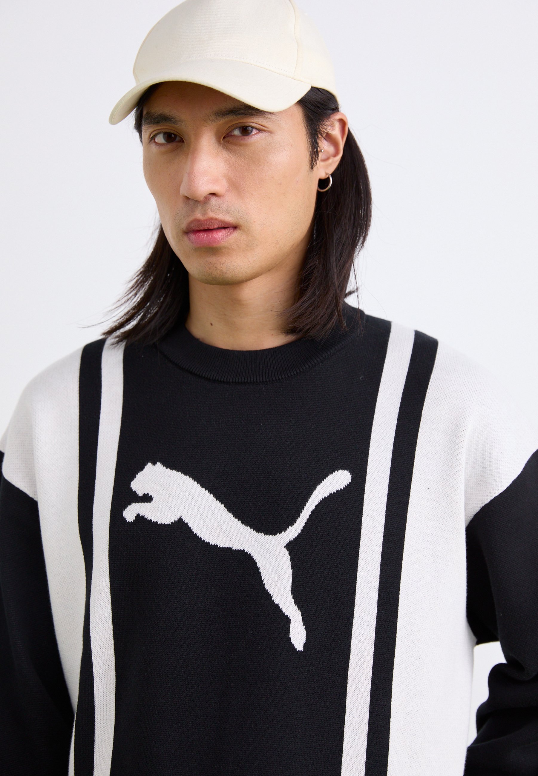Puma FUTURE ARCHIVE RELAXED - Jumper - black/white/black - Zalando