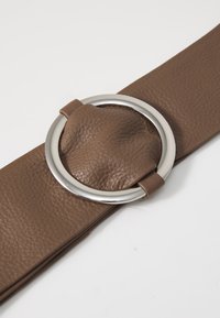 Vanzetti BELT WITH RING - Midjebelte - taupe