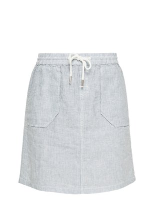 Randig tygkjol med drarem midja, med framfickor, i en ljusblå och vit färgskala. Slät, avslappnad design.