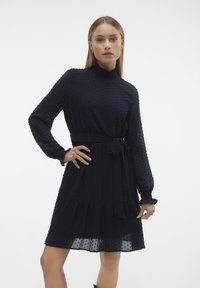 Vero Moda VMLUNA LS SHORT WVN EXP - Robe de jour - night sky