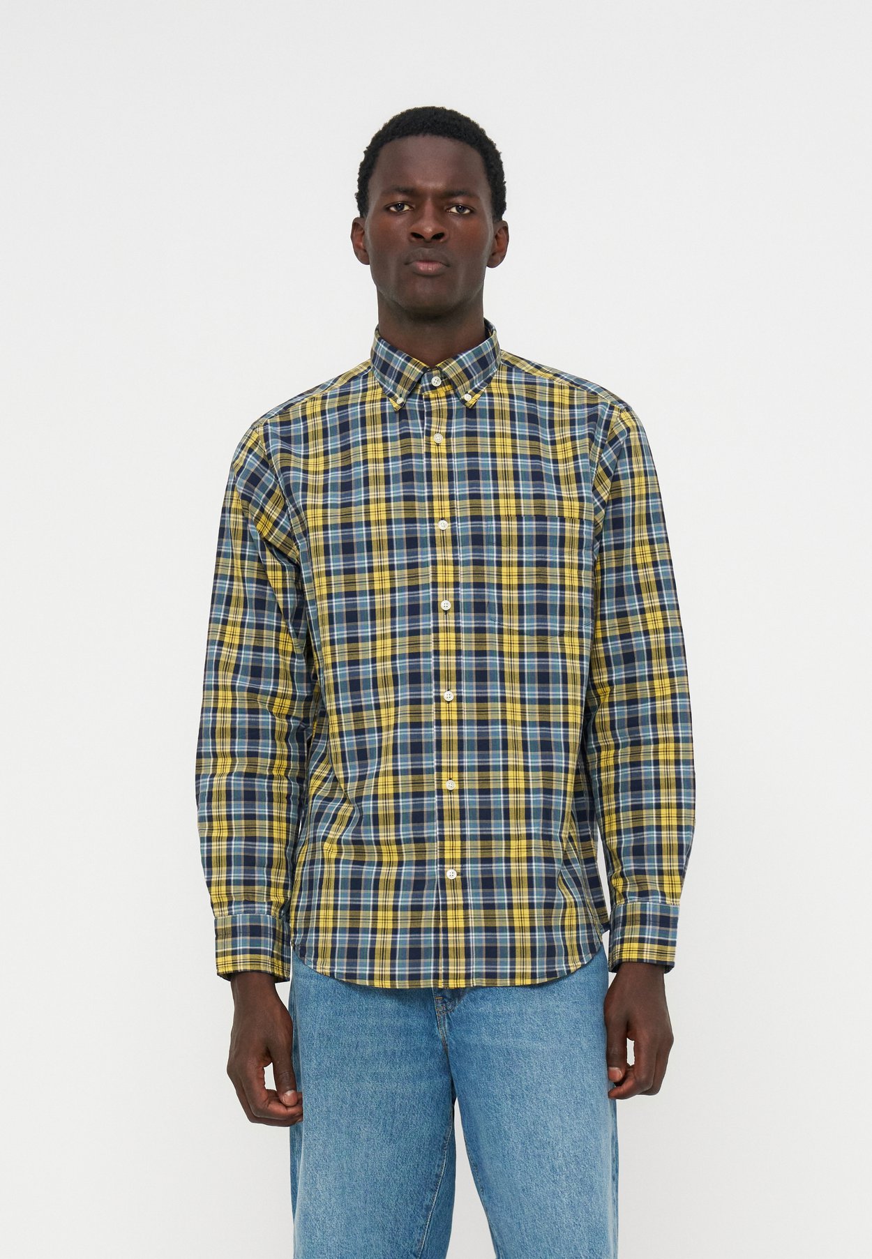 REGULAR FIT ARCHIVE