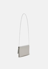 Anna Field by Zalando Clutch - silver-coloured