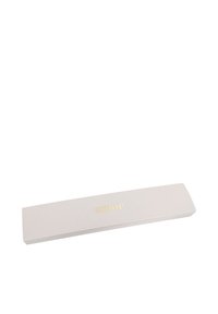 Caja rectangular blanca con el texto dorado "amor" en la parte superior. Acabado mate con textura suave y bordes ligeramente redondeados.