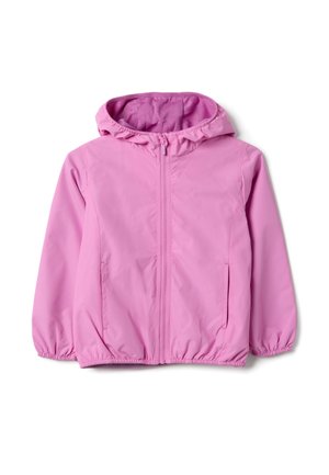 Chaqueta ligera rosa para niños con capucha, cierre frontal con cremallera, dobladillo y puños elásticos, y bolsillos laterales sobre fondo blanco.