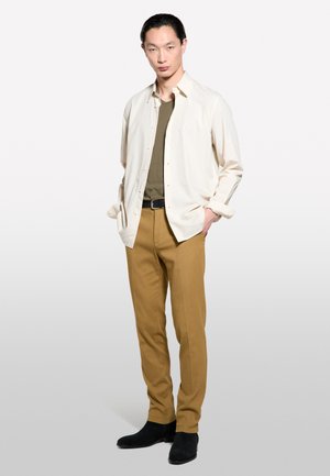 Sisley, Chino - brown