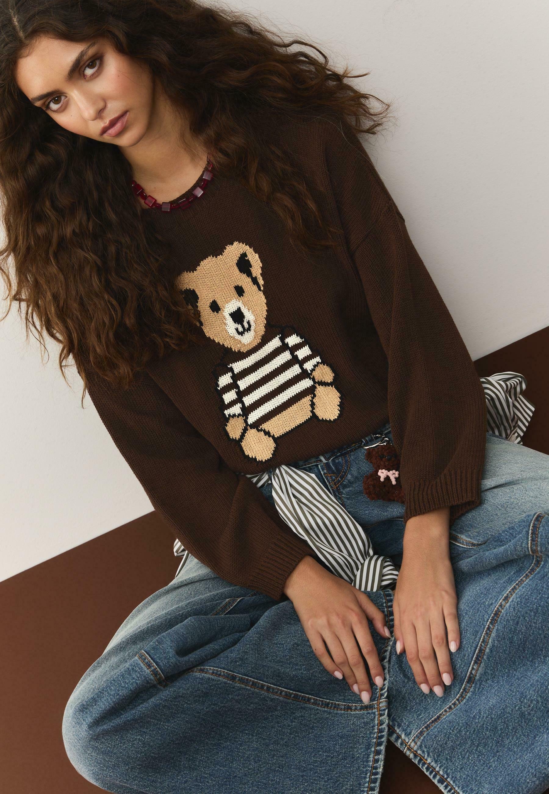 coor Curly Fake Fur Crop Jumper (Brown)