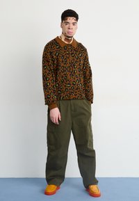 Carhartt WIP ARLO - Pullover - tamarind/black
