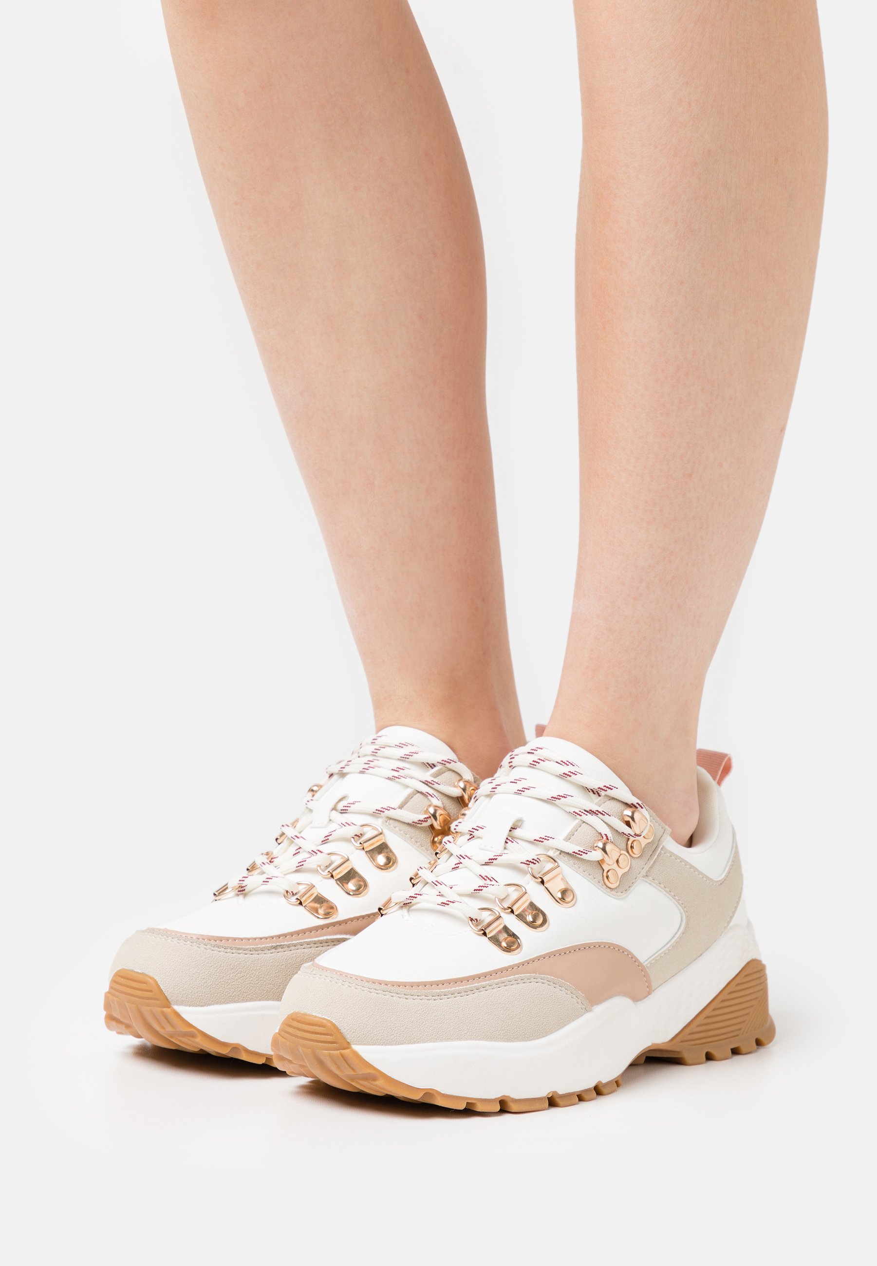 undercover react 87 green mist