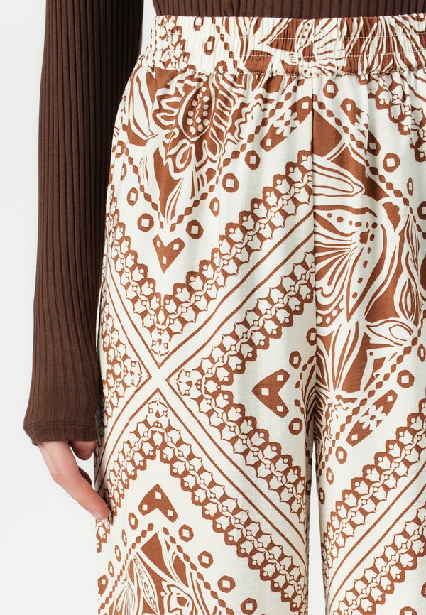 OBJLYDIA PANT FAIR - Trousers - rawhide4