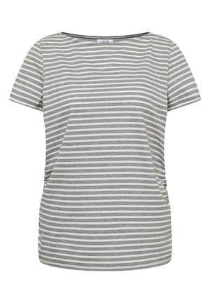 Chemise à manches courtes avec rayures horizontales grises et blanches et col rond, présentée sur un fond blanc uni.