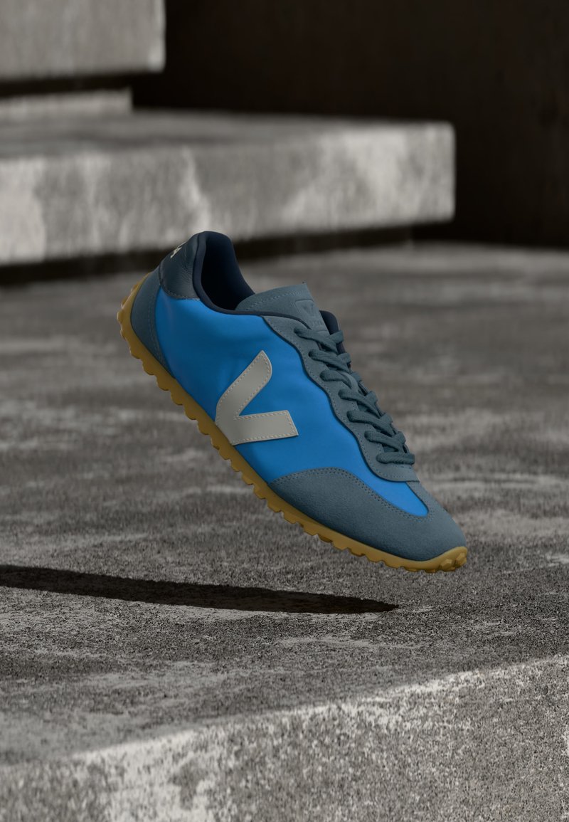 Veja GT egee/light grey/blue