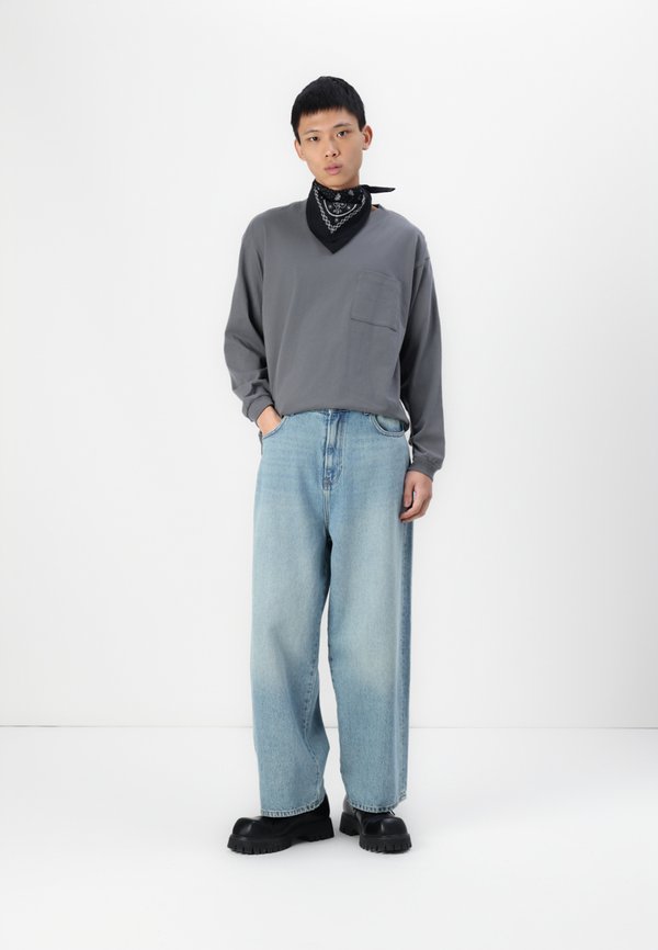 SUPER SOFT OVERSIZED  - Long sleeved top - shark fin4