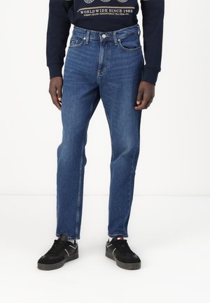 Tommy Jeans ISAAC - Relaxed fit jeans - denim dark