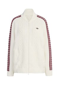 Maglione bianco a maglia con zip, motivo a trecce testurizzato, strisce laterali color granata e piccolo logo sul petto. Colletto alto e vestibilità morbida.