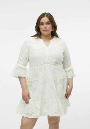 Vero Moda Curve VMDICTHE  - Freizeitkleid - snow white