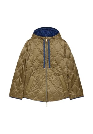 Lysebrun quiltet jakke med hætte, mørkeblå inderside, lynlås foran og mørkeblå snore.