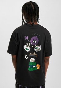 Selectat, black