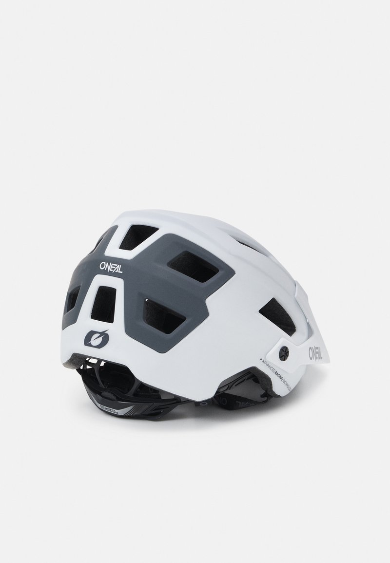 Herren Bälle & Schläger | O'Neal DEFENDER HELMET SOLID Helm white/gray/weiß - WN57817 Herren Bälle & Schläger | O'Neal DEFENDER HELMET SOLID Helm white/gray/weiß - WN57817