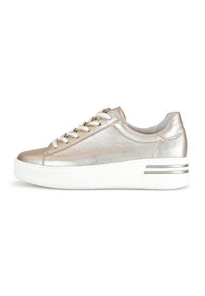 SNEAKERS - Trainers - puder