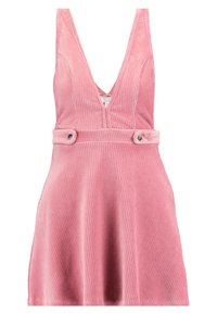 Roze corduroy jurk met een diepe V-hals, aansluitend lijfje en uitlopende rok. Inclusief twee decoratieve knopen op de taille.