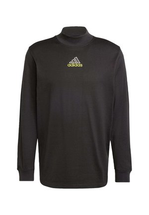Haut à col roulé noir à manches longues en tissu lisse avec une coupe slim. Présente un petit logo Adidas jaune et blanc sur la poitrine.