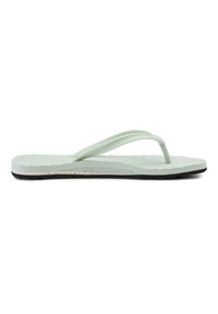 Lysegrøn flip-flop med en tekstureret sål, smalle stropper og en tynd sort gummibund. Har et minimalistisk design med et subtilt accentmønster.