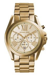 Reloj cronógrafo de acero inoxidable en tono dorado con un dial dorado texturizado, el número romano 12, tres subdiales y ventana de fecha a las 6 en punto.