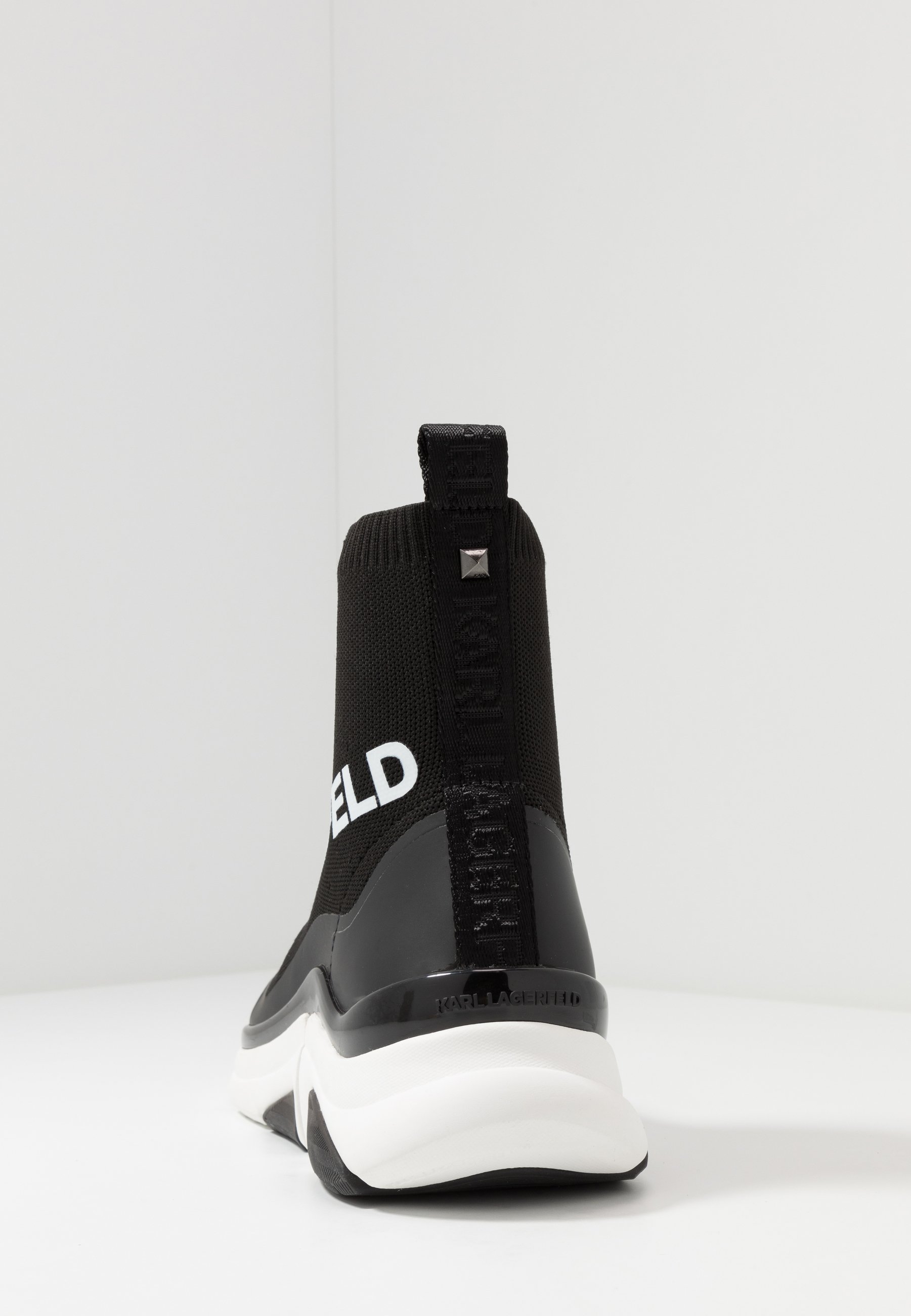 KARL LAGERFELD VENTURE Høye joggesko blackwhitesvart KARL LAGERFELD VENTURE Høye joggesko blackwhitesvart