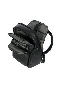 Schwarzer Leder-Rucksack mit mehreren Fächern, grauem sechseckigem Innenmuster und Reißverschlüssen für einen sicheren Verschluss.